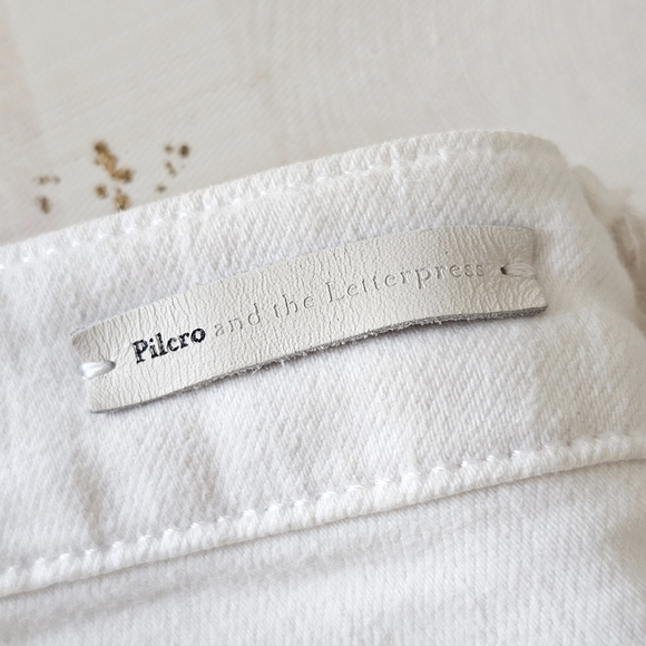 Pilcro & the Letterpress Shorts Anthropologie White Denim High Rise Slim Sz 26 - Picture 9 of 16